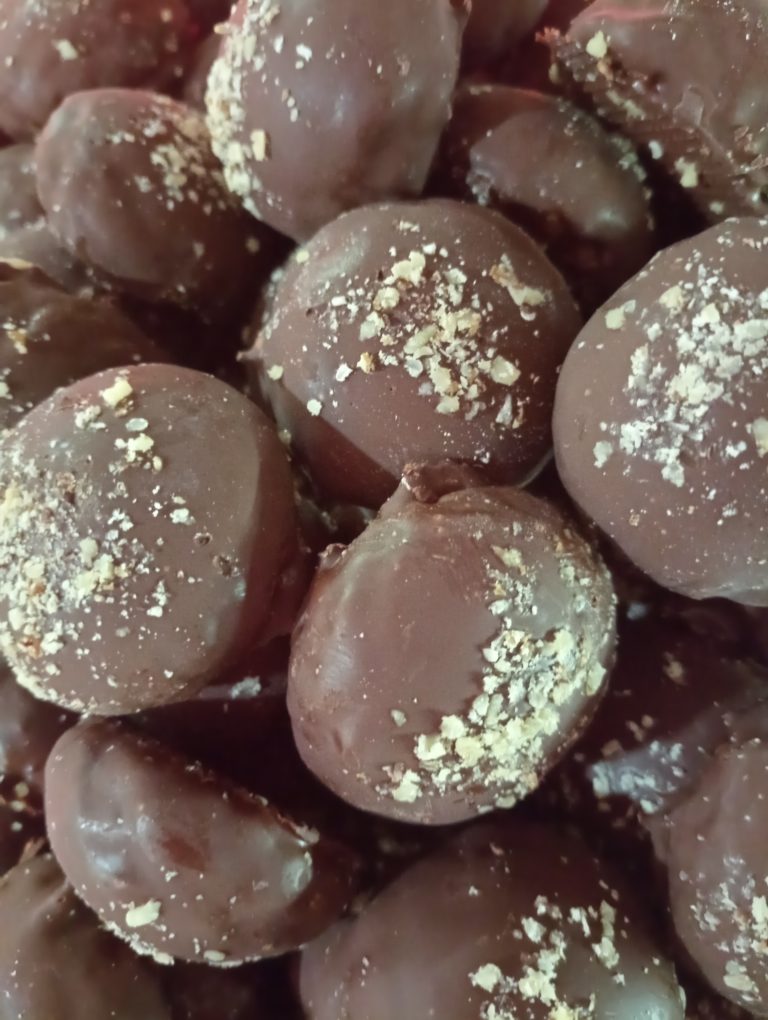 1670511556832 1 768x1020