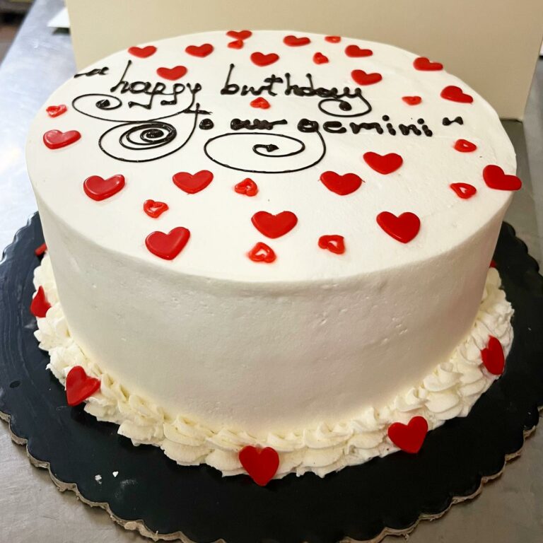 355694227 764236005707911 2850808660560369839 n 768x768