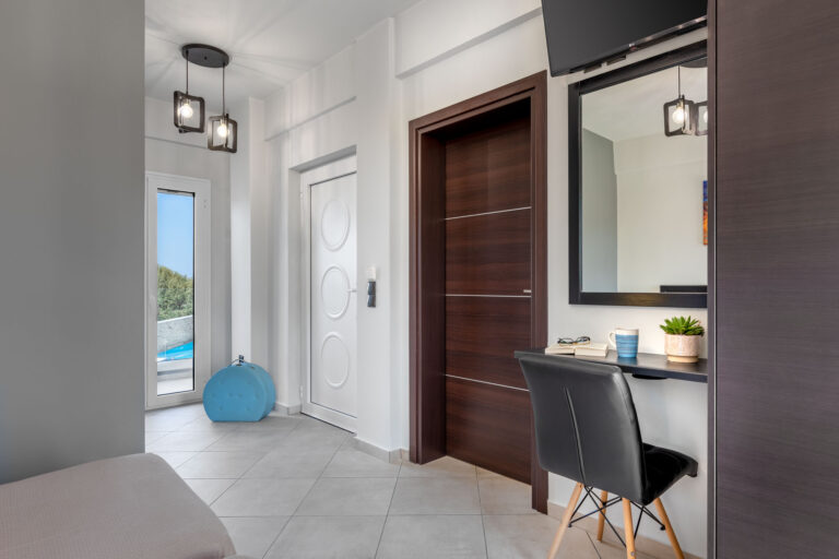 kyparissia diamond 56 768x512