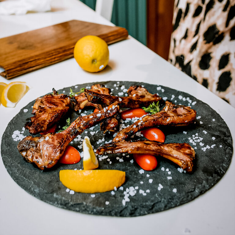 350525139 6614474461918636 1653318915919978592 n 768x768