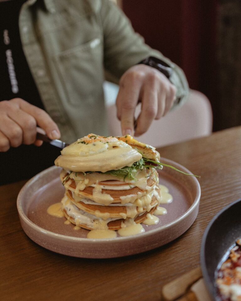 383994907 836894738127370 8652513211222878338 n 768x960