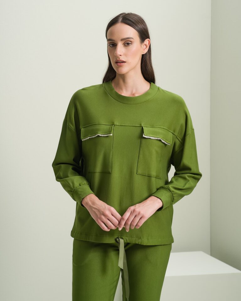 392743060 645309144257456 2728936928100805090 n 768x960