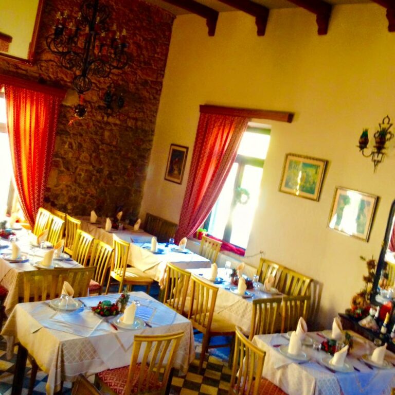 12347711 985785904811137 278230677619029710 n 768x768