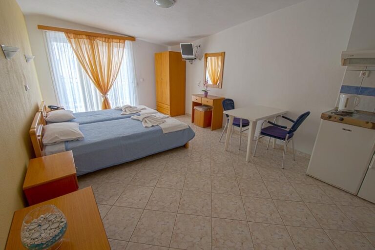 1676017685 8369 768x512