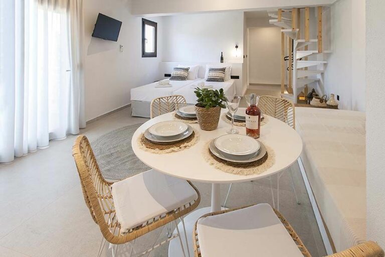 1687950421 1137 768x512