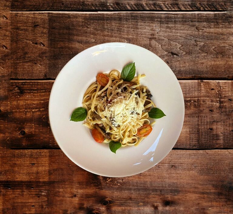 292595850 5410217509041634 900952539040431681 n 768x705