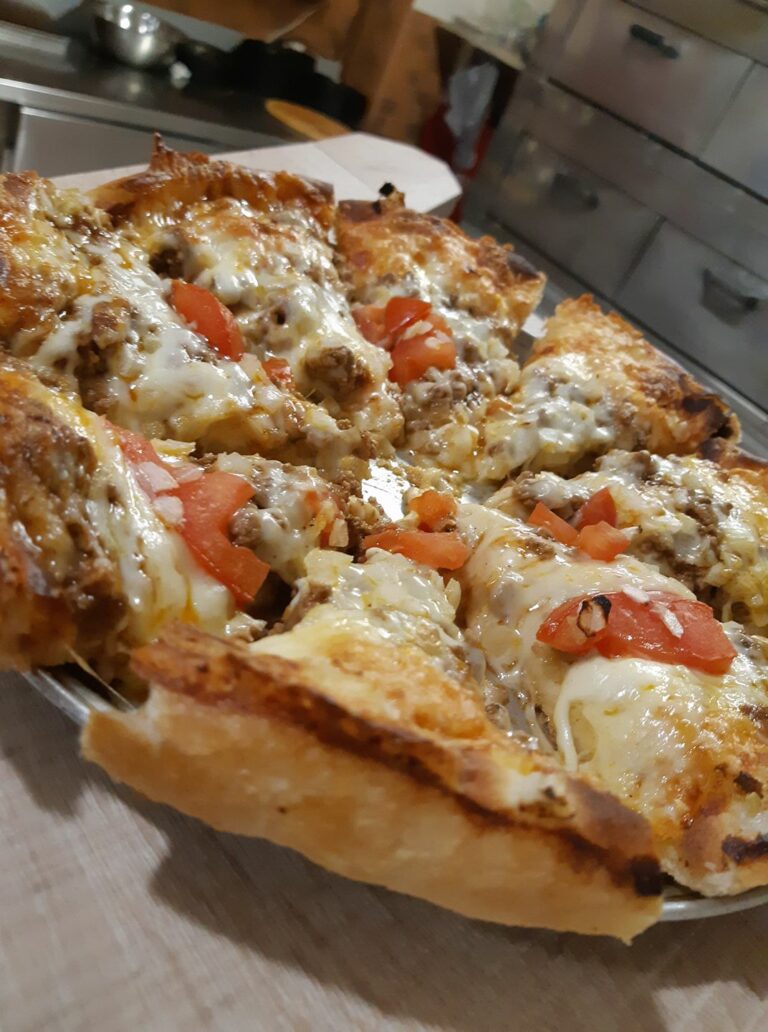 301795610 501920675269174 6895715136246263016 n 768x1032