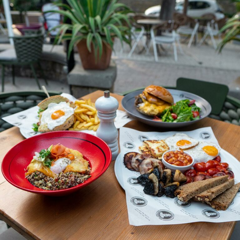 343946125 223208193656115 6270298093017886290 n 768x768