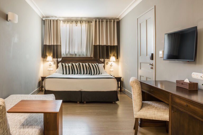 357807962 721314996671768 7276340997028865216 n 768x512