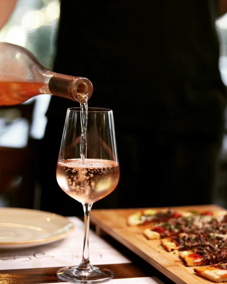 365311783 248519298066474 860830115558499538 n 768x960