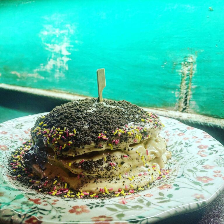 367979062 762734982316288 8524555614934160686 n 768x768