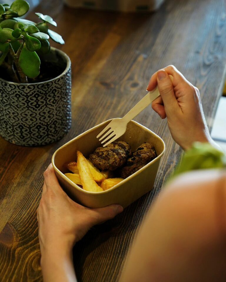 370921606 295512423221707 7308894144891276024 n 768x960