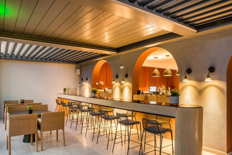 371784381 757619963041271 4888905293023833497 n 768x512