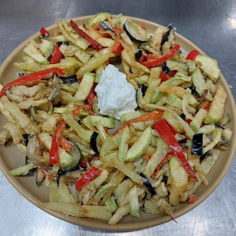 374851871 768351388632330 2259109786792569295 n 768x768