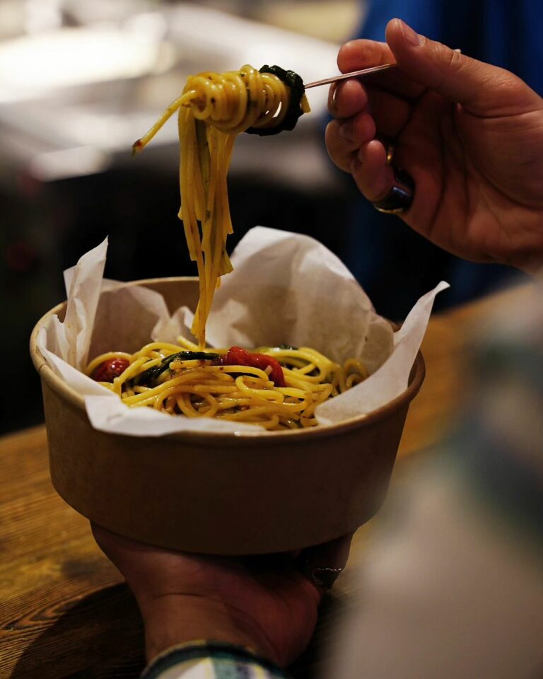 377863619 304598255646457 8780159813062325409 n 768x960