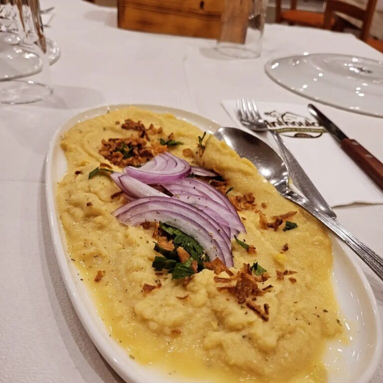 385048418 1238330183739289 1715168400645284236 n 768x768