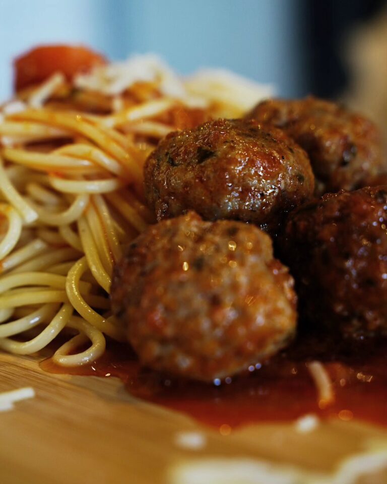 396974146 332379449535004 7083552641322589381 n 768x960