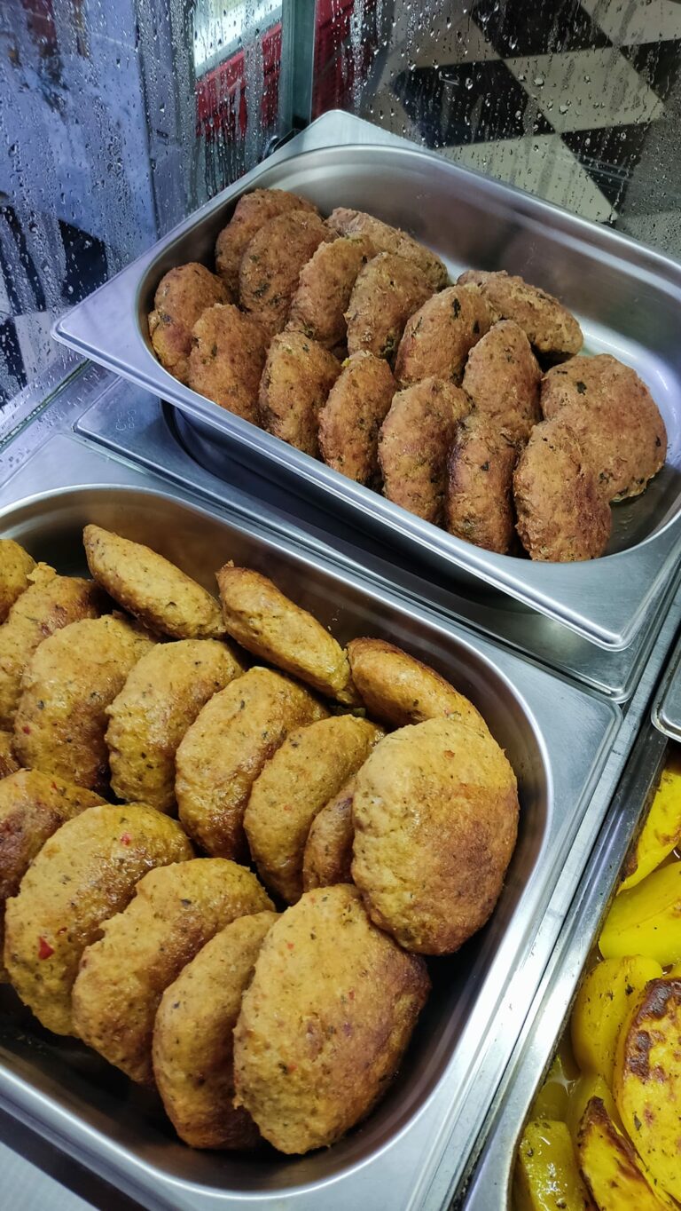 404845594 682887957155984 6178787511270590452 n 768x1364