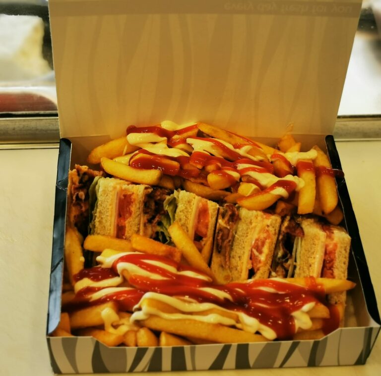 83598680 2402006550109537 6978206109395845120 n 768x759