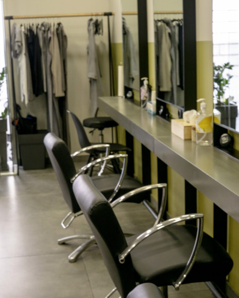 Psarrou Coiffure Kolonaki 7 scaled 1 768x960