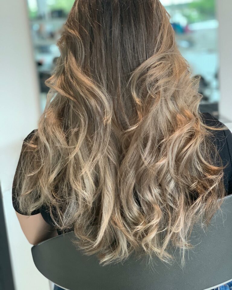 290140590 3219666071656199 5624763418512526309 n 768x960