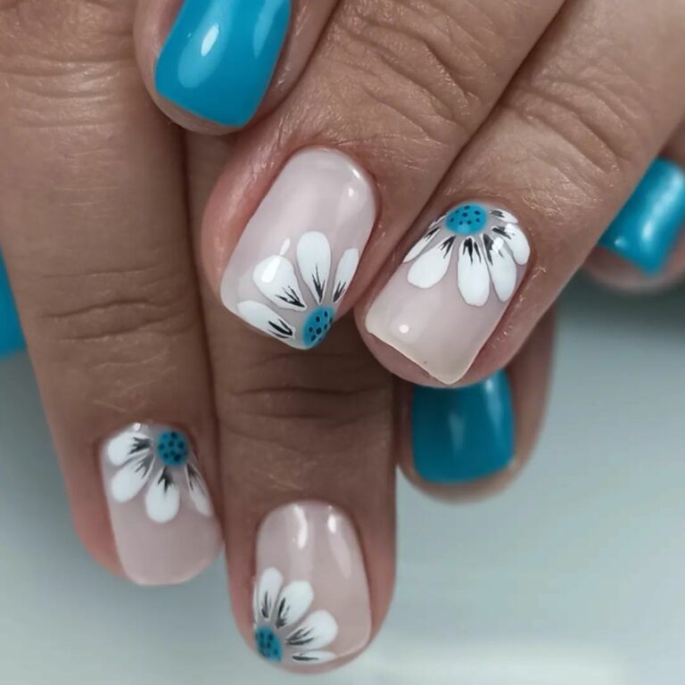 355148167 822344856148224 931298950948105058 n 768x768