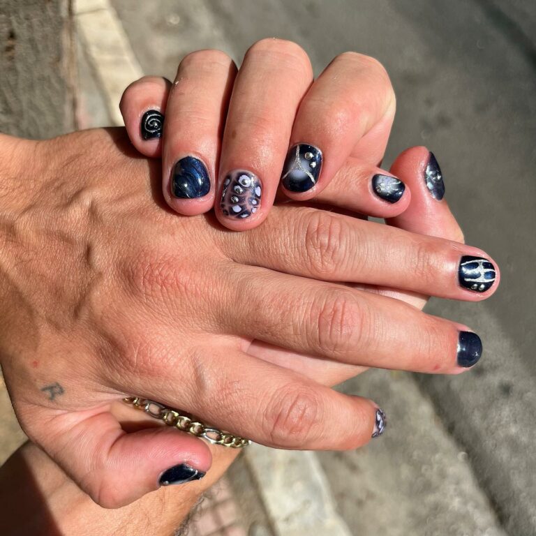 370238437 18257794216163335 402604339440802826 n 768x768