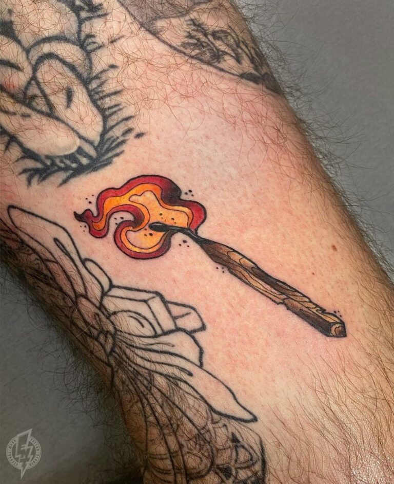 370364610 810057741122681 2203722087048829083 n 768x942