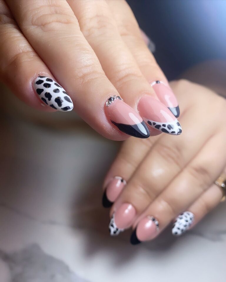 396726923 18290789884179234 8883759645849324434 n 768x960