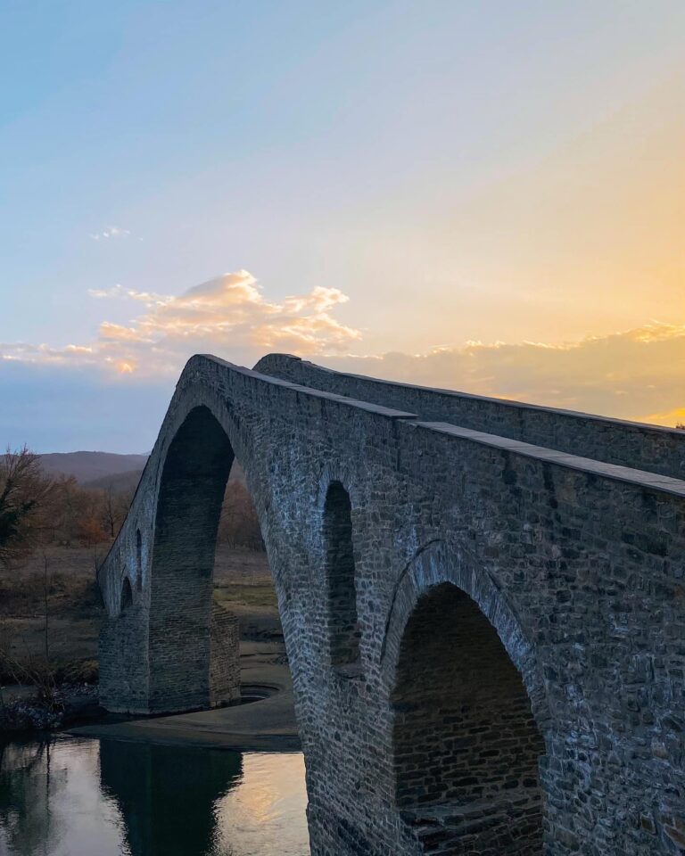 400891680 860036315637602 3573673302399024124 n 768x960