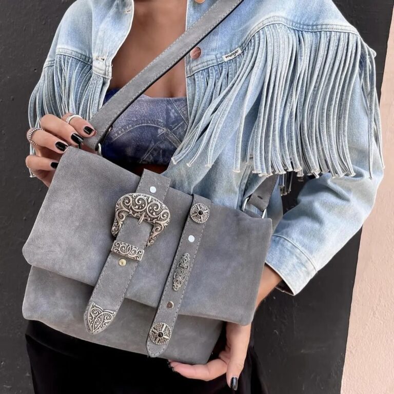 407474211 840783921383596 8458714443006945325 n 768x768