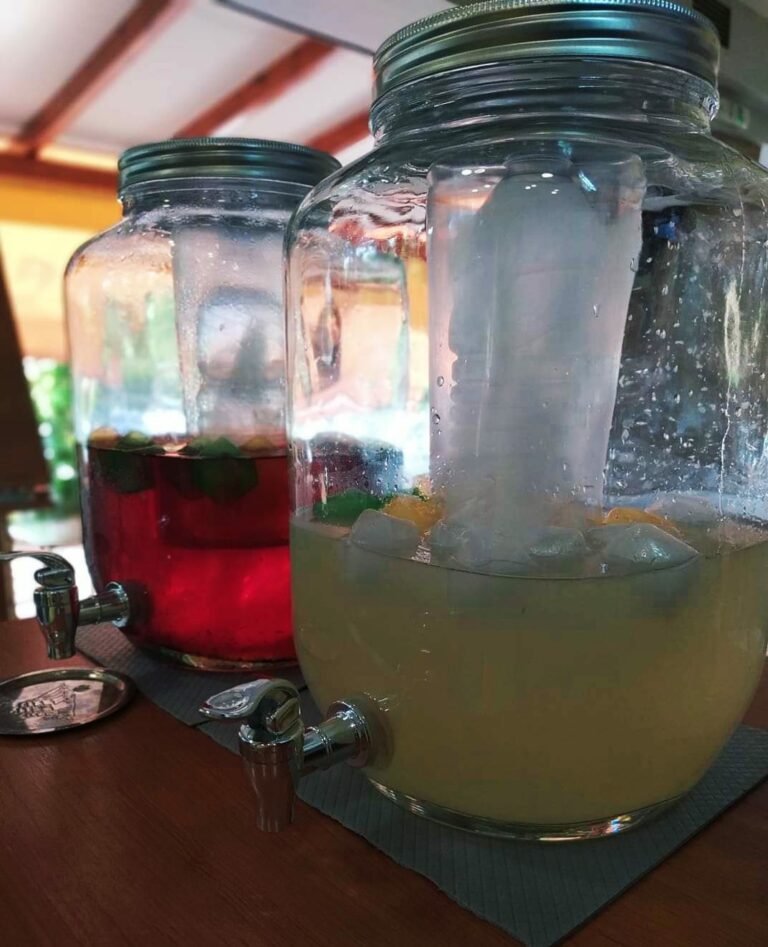 147128343 2845601595684898 706716705148799682 n 768x947