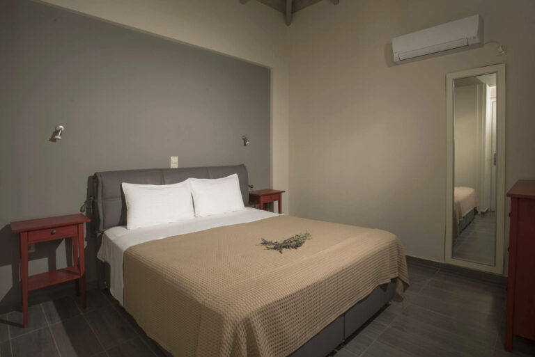 sns 9830 2000x1335 1 768x513