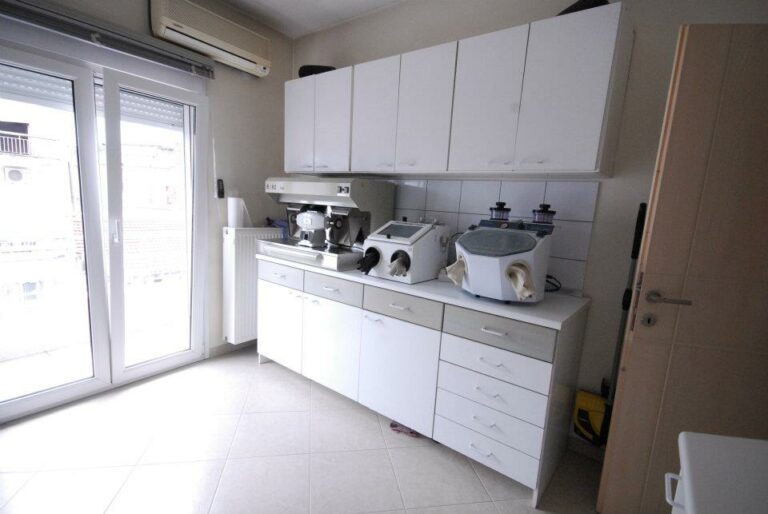 533937 242420705868768 1782927188 n 768x514