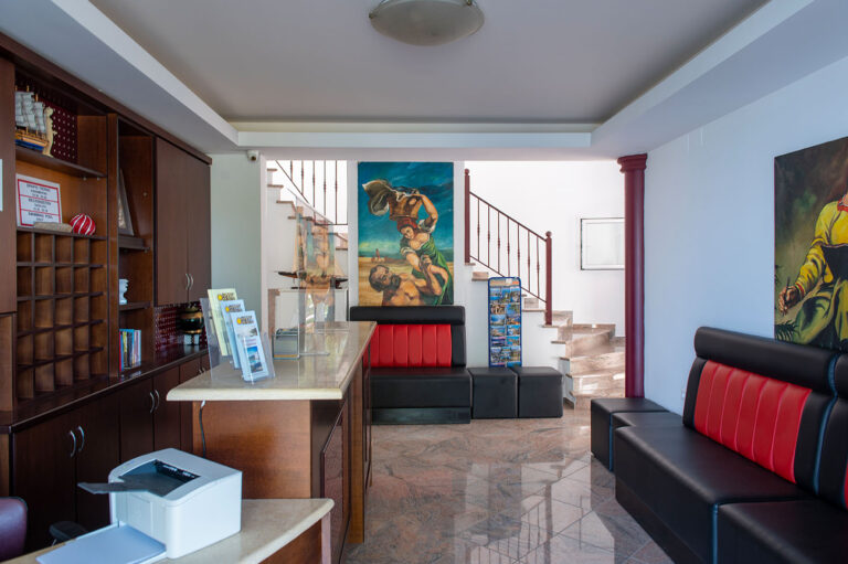 0048743 copy 2 768x511