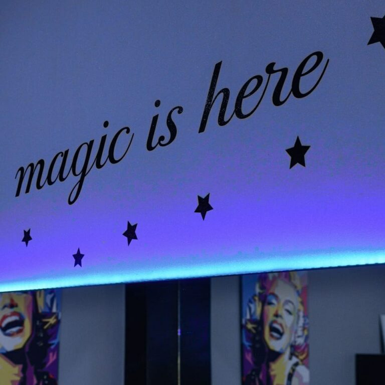 317499722 648084467323574 8505495517410008099 n 768x767