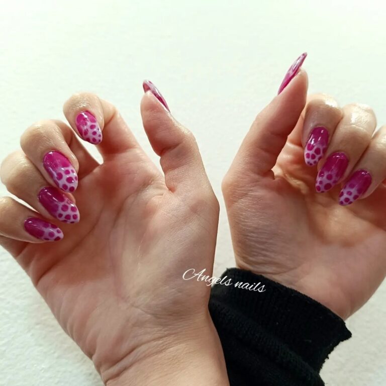 420093318 872823544817865 1712966941350459211 n 768x768