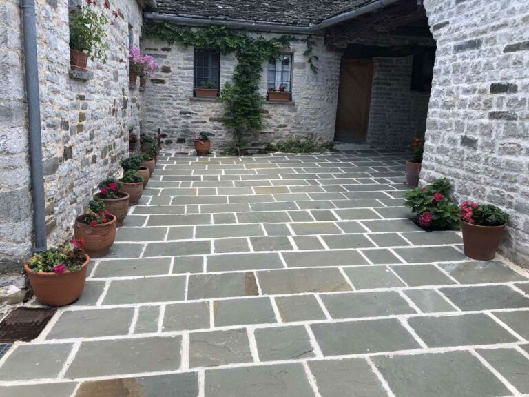 Xenonas Ioannidis Papigko 768x576