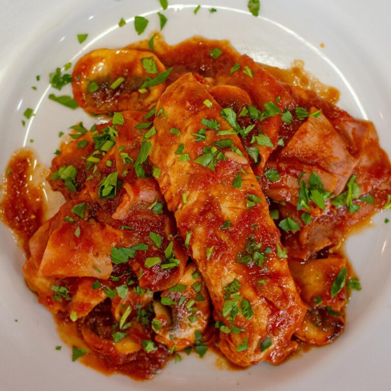 287124695 2147983238713725 679552031484883298 n 768x768