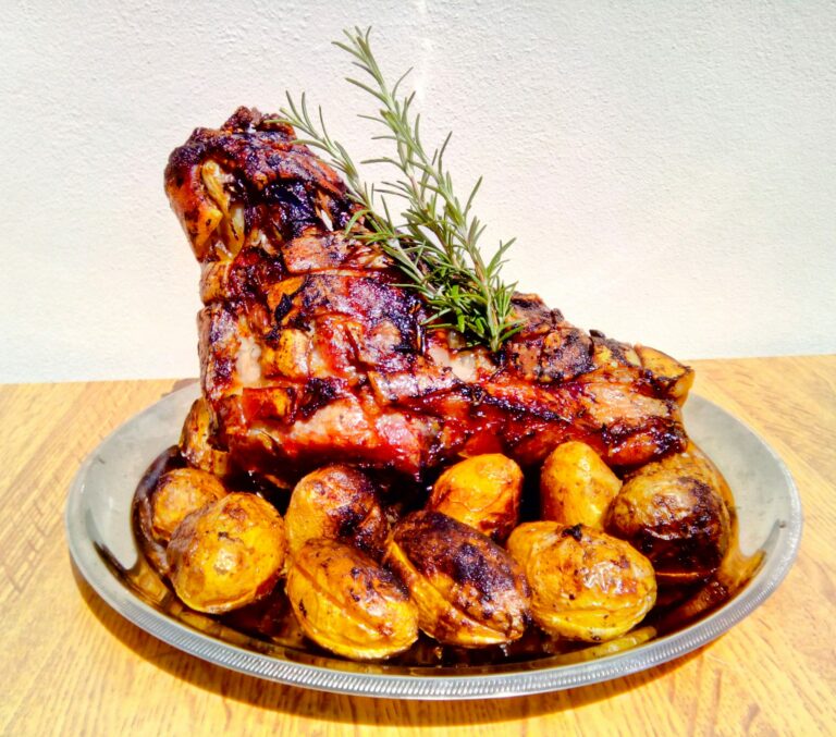 412602282 310048465355641 3289500559570135004 n 768x677