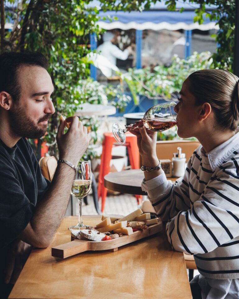 424679645 768544445303785 7291122860302010761 n 768x960