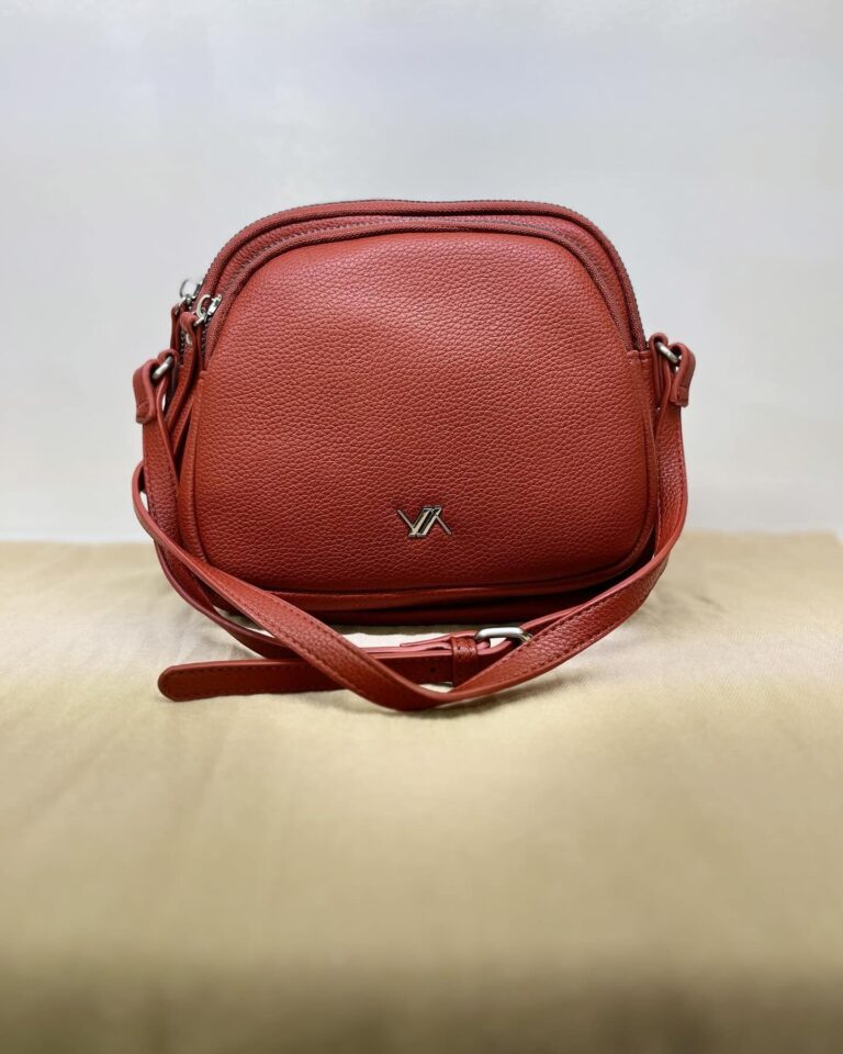 425689487 918784316701599 1380031871344268381 n 768x960