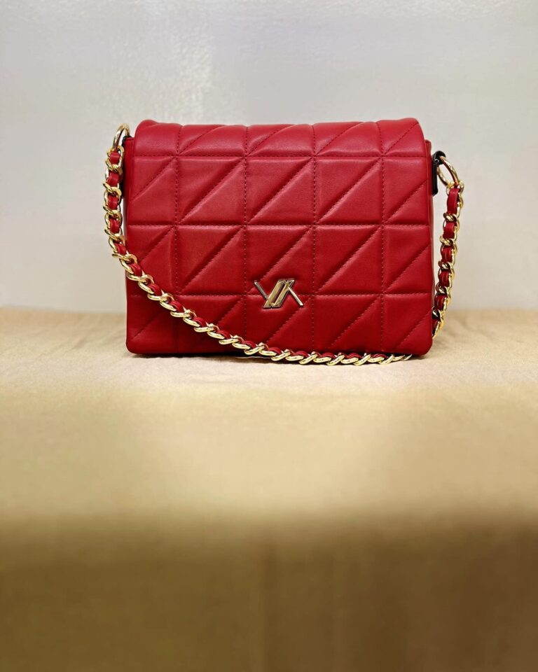 426103567 918770633369634 5238274420877159730 n 768x960