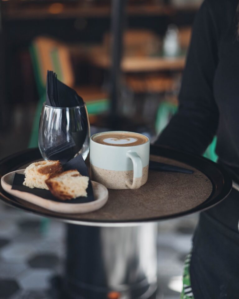 428507917 780921800732716 3408186433484933608 n 768x960