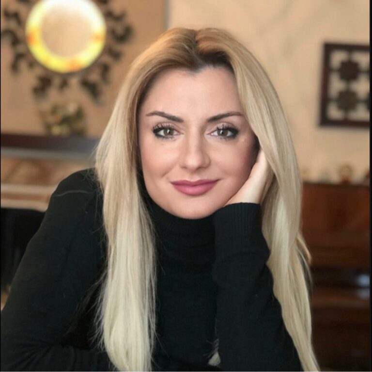 319190695 670507884754496 1472112628189998763 n 768x767