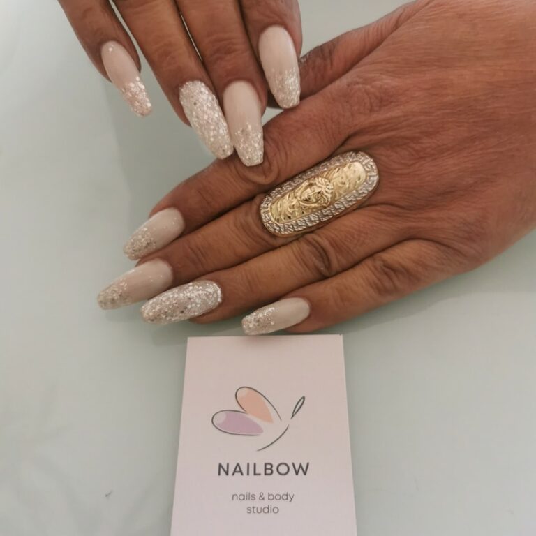 438169428 1236072241098065 3004427222973644666 n 768x768