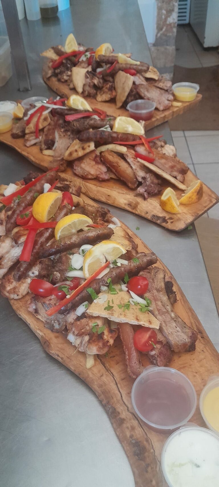 441935210 406172528907673 4063299078343173092 n 768x1706