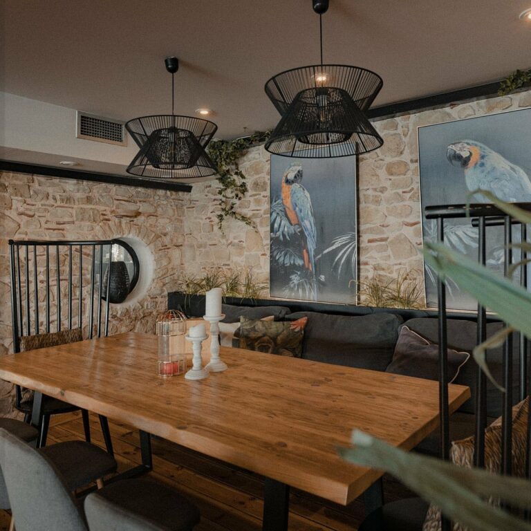 332861921 524312083107026 6817686387318353440 n 768x768