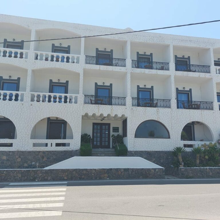 347592525 743036087825156 129485194477511885 n 768x766