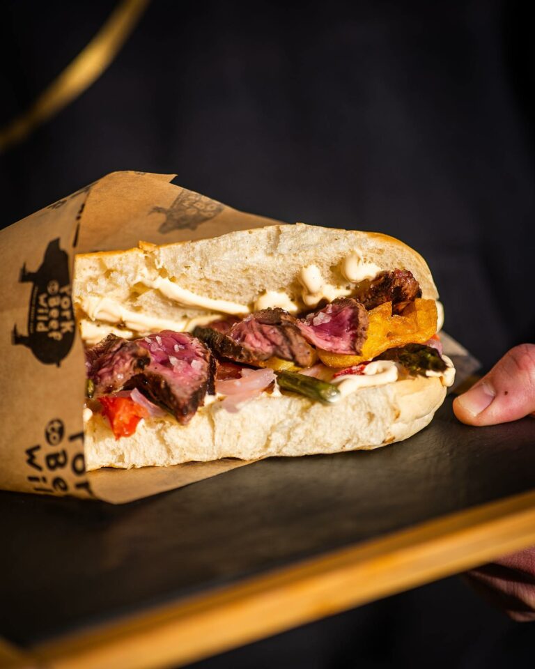 354583920 704734898328495 7662661794594484100 n 768x960